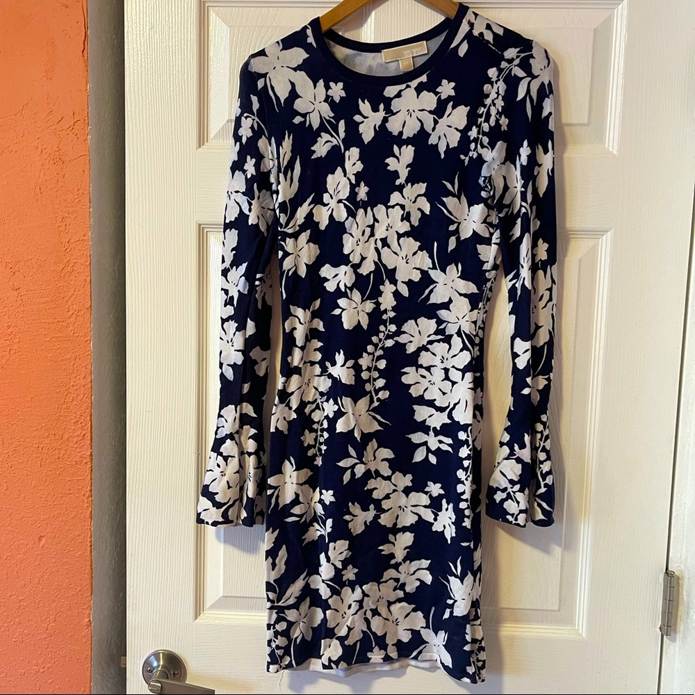 Michael Kors Bell Sleeve knit dress